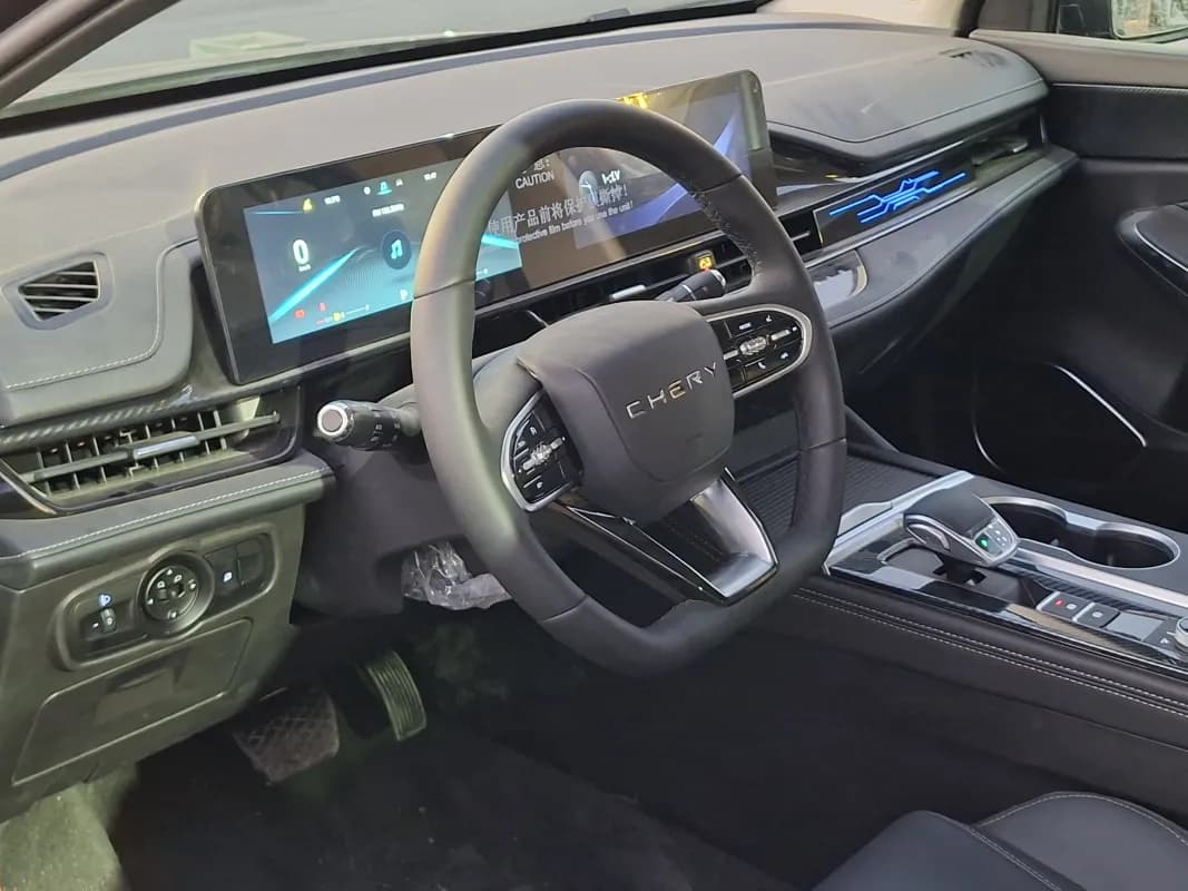 شيري أريزو 6 2026