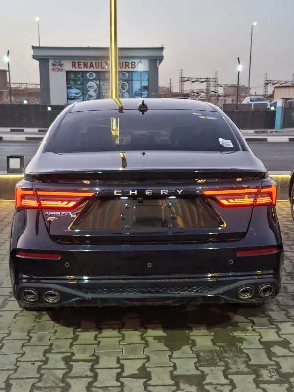 شيري أريزو 6 2026