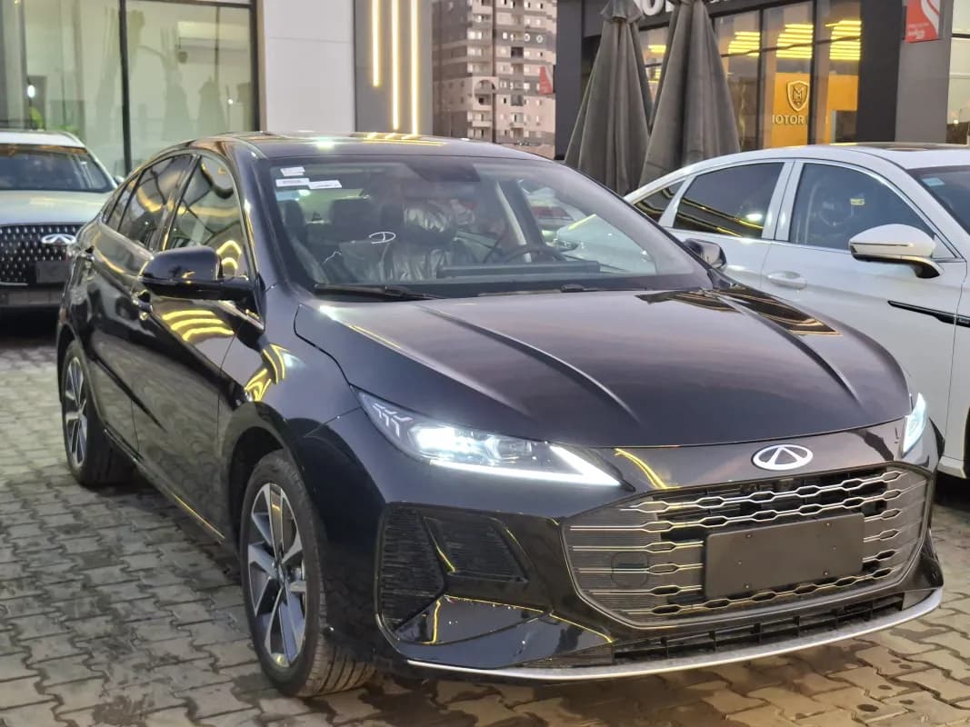 شيري أريزو 6 2026