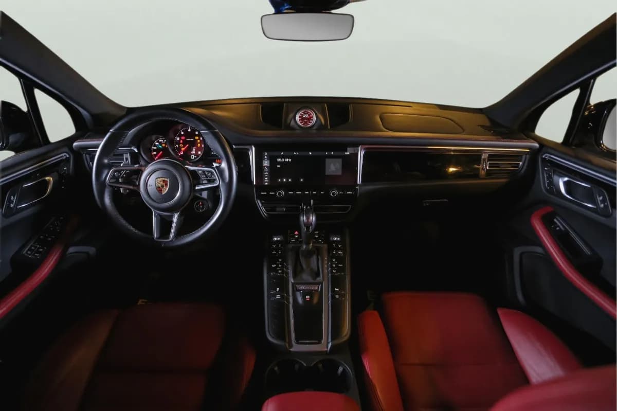 بورش ماكان 2021 فولي لوديد أسود أوتوماتيك — مستعملة