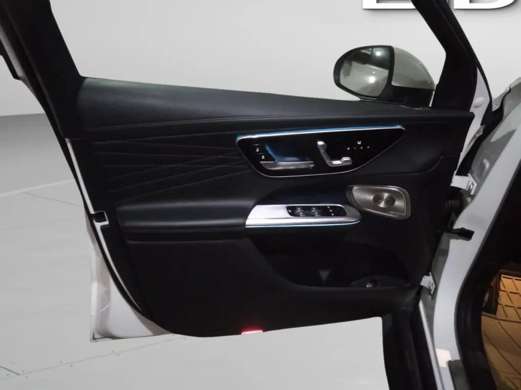 مرسيدس بنز GLC 300 2023