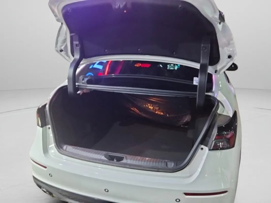 شيري أريزو 6 2026