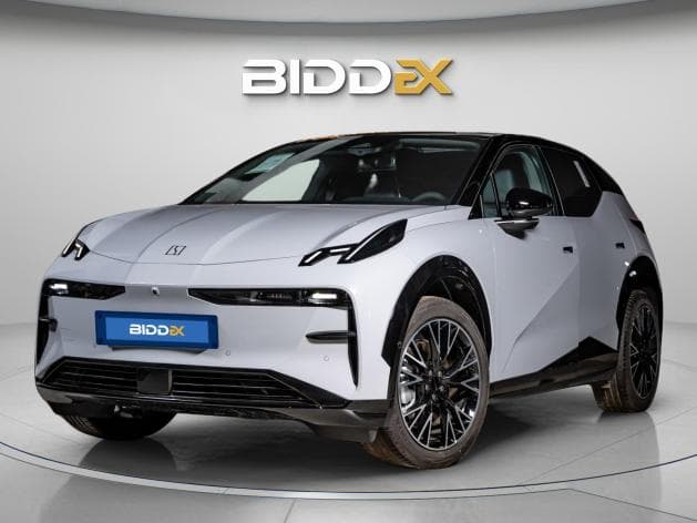 زيكر اكس 2025