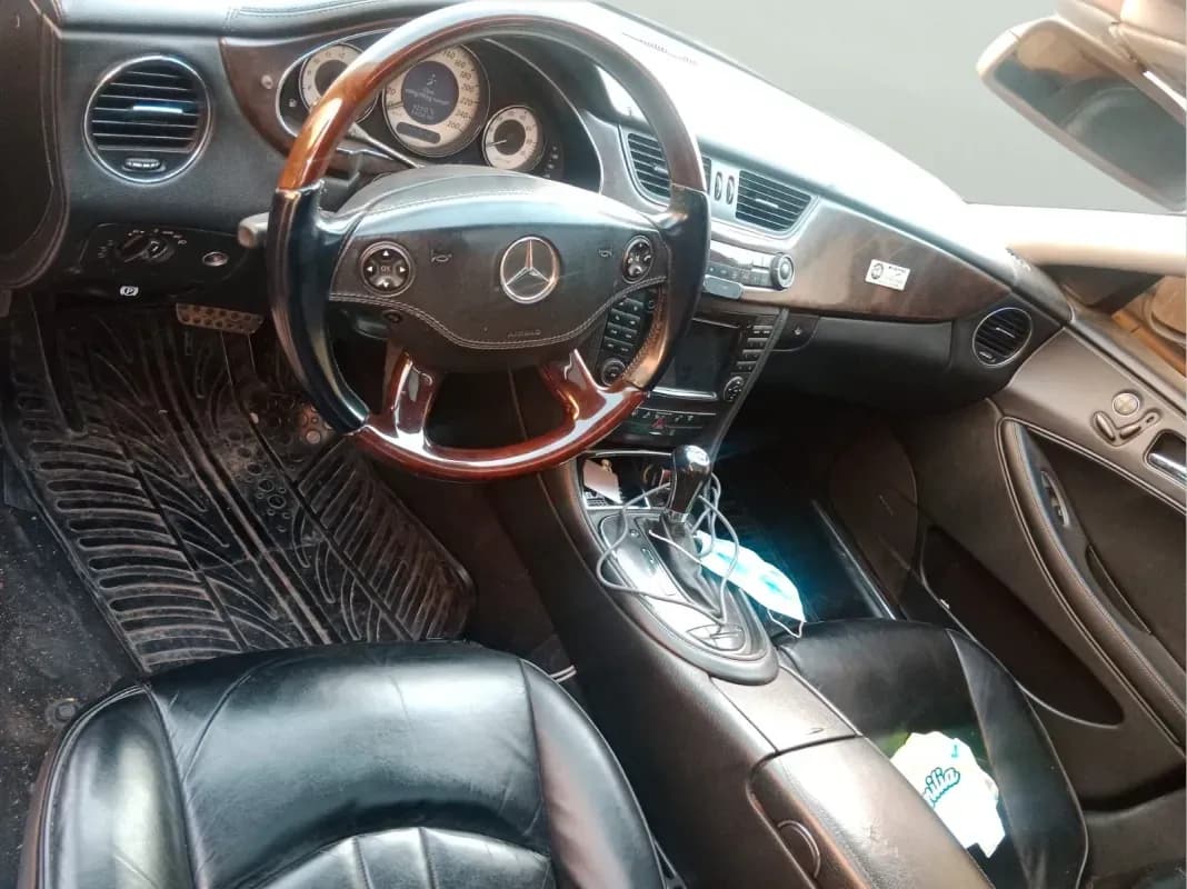 مرسيدس بنز سي ال اس 350 2010