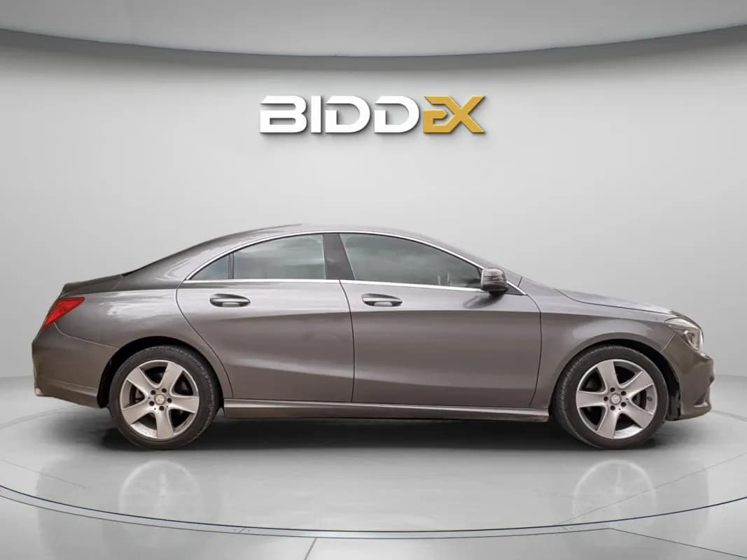 مرسيدس بنز CLA 180 2015