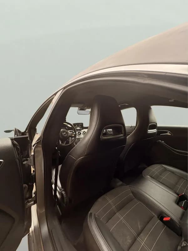 مرسيدس بنز CLA 180 2015