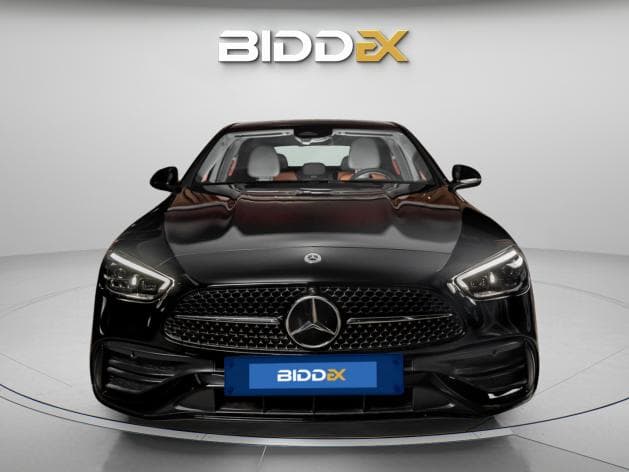 مرسيدس بنز C200 2025 ايه ام جي أسود أوتوماتيك — جديدة